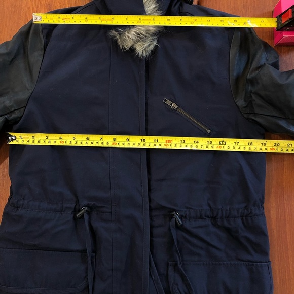 French Connection navy parker with faux leather sleeves, US 2 - Picture 11 of 11